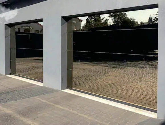Flush & frameless doors / View 1