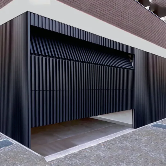 Vertical batten doors / View 1