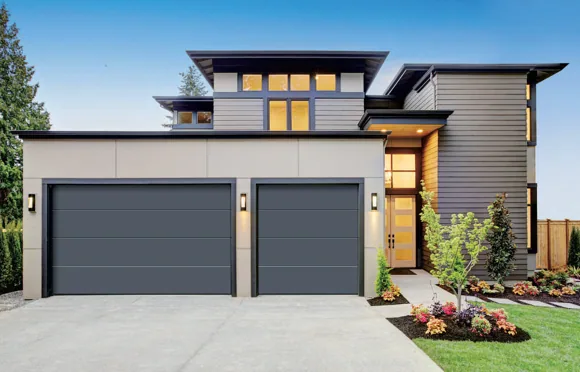 Garage entrances / View 1